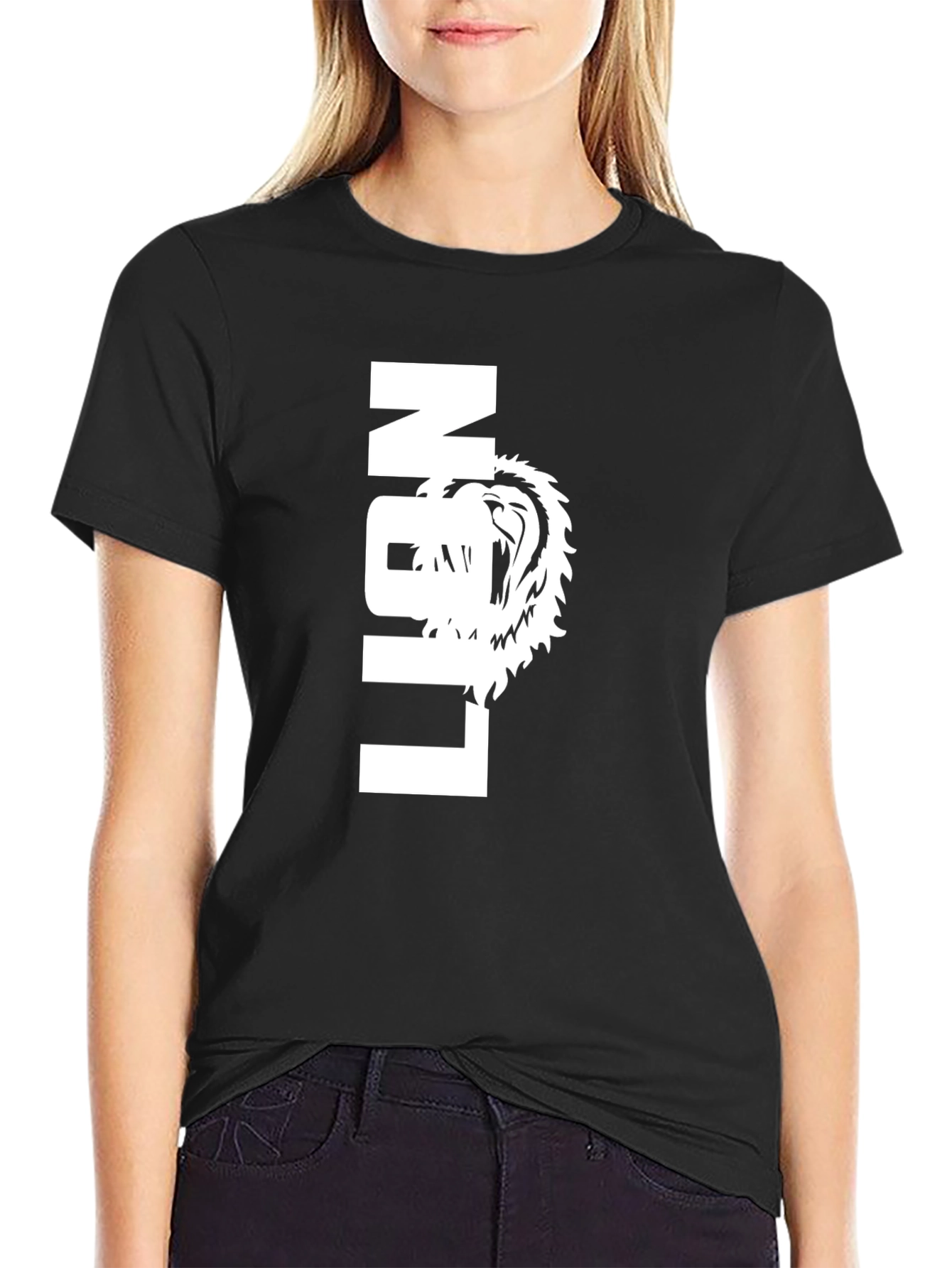 Lion Graphic Tee - Bold Black T-Shirt